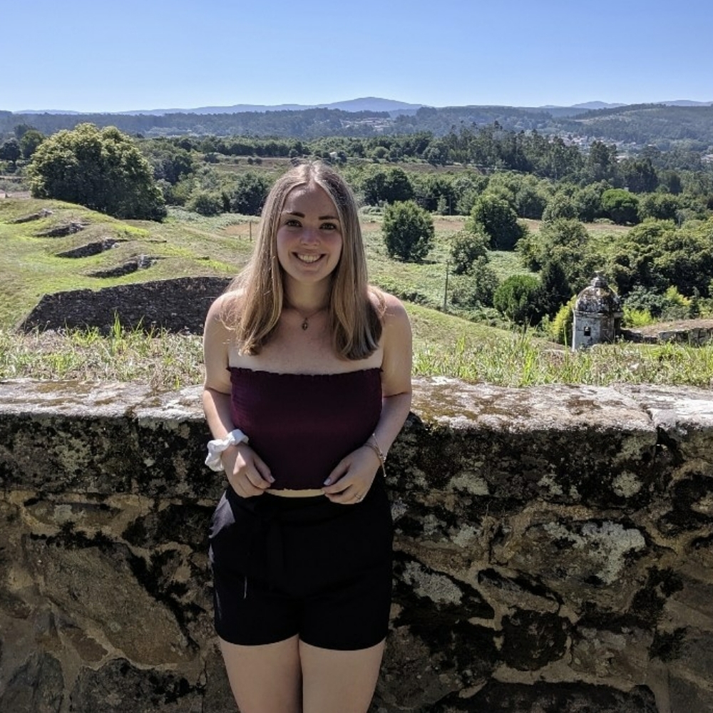 Meet your Posher, Jenn